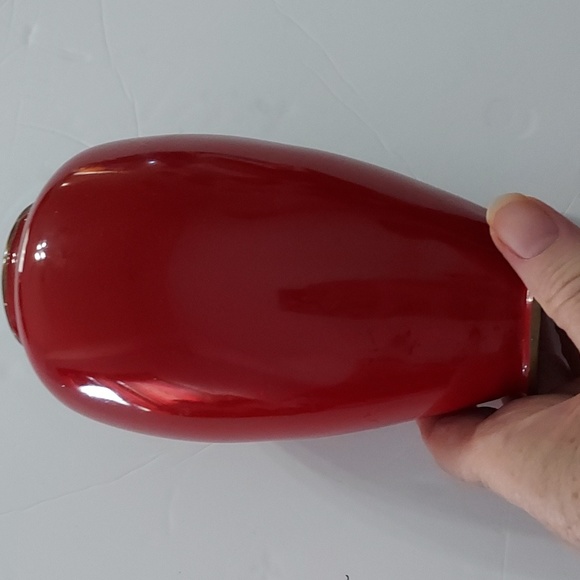 Mother of Pearl onlay on Red  Vase.6.5in.Hx3.5in.W. - Picture 3 of 7